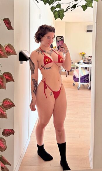 Full leaked Red witchhh private onlyfans photo