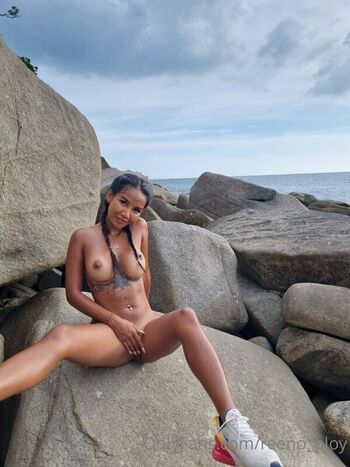 Full leaked Reeno ploy private onlyfans photo