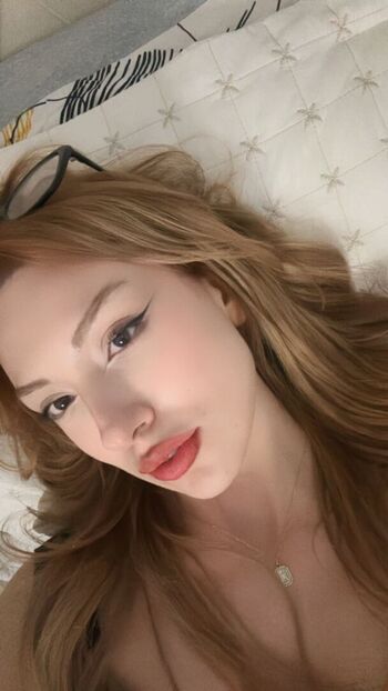 Full leaked Rellaria private onlyfans photo