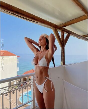 Full leaked Roberta serafini page private onlyfans photo