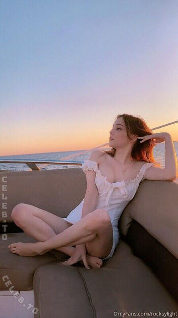 Full leaked Rocksy light page private onlyfans photo