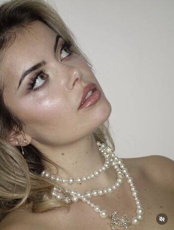 Full leaked Romyreiner page private onlyfans photo