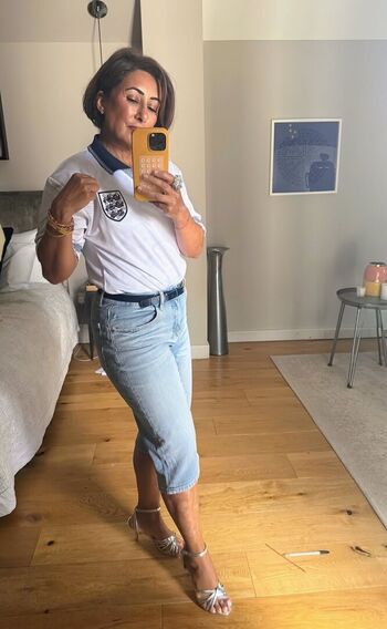 Full leaked Saira khan page private onlyfans photo