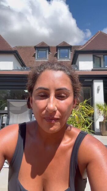 Full leaked Saira khan page private onlyfans photo