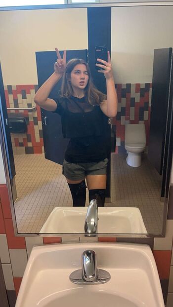 Full leaked Sara dobrik page private onlyfans photo