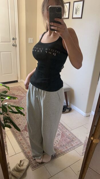 Full leaked Sara dobrik page private onlyfans photo