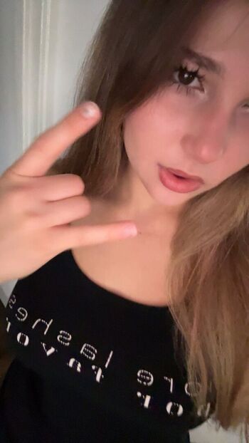 Full leaked Sara dobrik private onlyfans photo