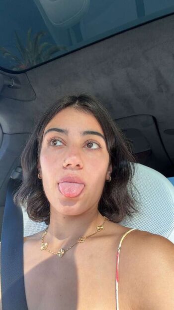 Full leaked Sara saffari private onlyfans photo