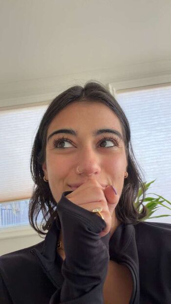 Full leaked Sara saffari private onlyfans photo