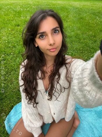 Full leaked Sara wolf  page private onlyfans photo