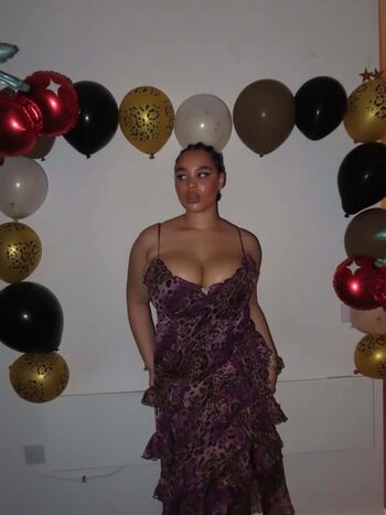 Full leaked Sarah duff private onlyfans photo