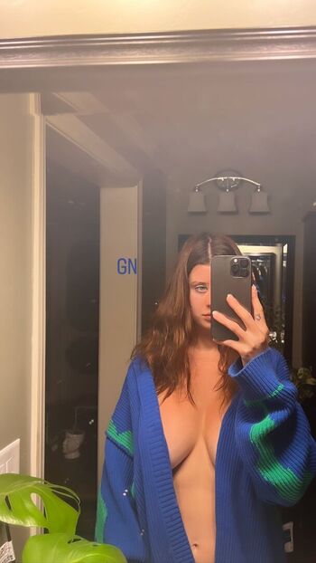 Full leaked Sarah mcdaniel  page private onlyfans photo