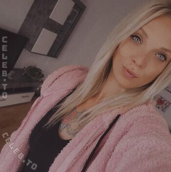 Full leaked Sassysas page private onlyfans photo