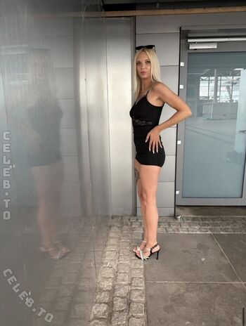 Full leaked Sassysas page private onlyfans photo