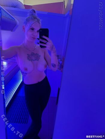 Full leaked Sassysas private onlyfans photo