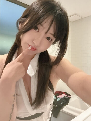 Full leaked Sehirang page private onlyfans photo