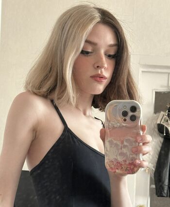 Full leaked Shadsi private onlyfans photo