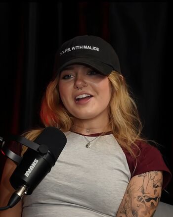 Full leaked Showing teeth private onlyfans photo