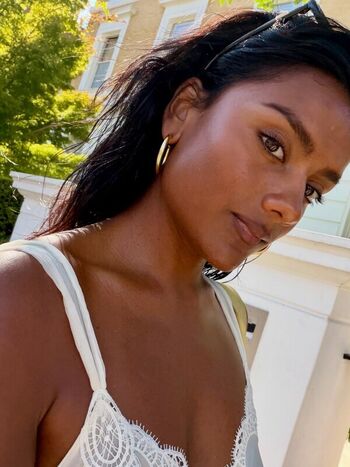 Full leaked Simone ashley page private onlyfans photo