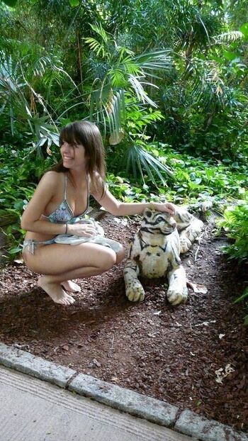 Full leaked Soe gschwind page private onlyfans photo