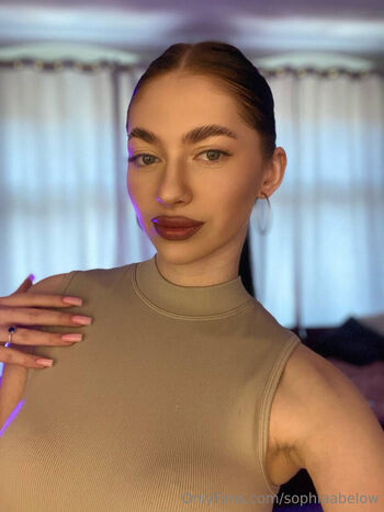 Full leaked Sophiaabelow page private onlyfans photo