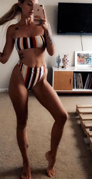 Full leaked Sruetercreates private onlyfans photo