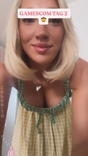 Full leaked Starletnova  page private onlyfans photo