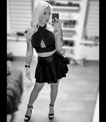 Full leaked Sterniee private onlyfans photo