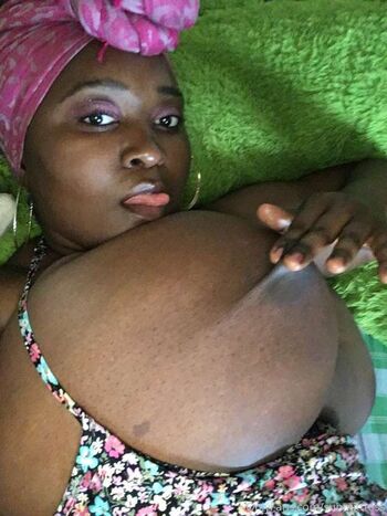 Full leaked Submittress private onlyfans photo