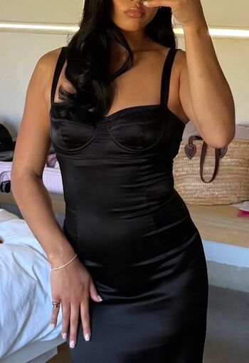 Full leaked Suni lee page private onlyfans photo