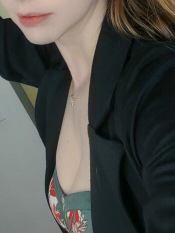 Full leaked Sunlitskye page private onlyfans photo