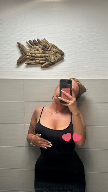 Full leaked Sznchqt page private onlyfans photo
