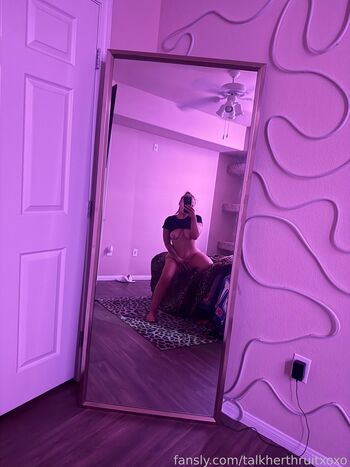 Full leaked Talkherthruitxo private onlyfans photo