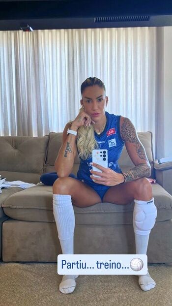 Full leaked Thaisa daher private onlyfans photo