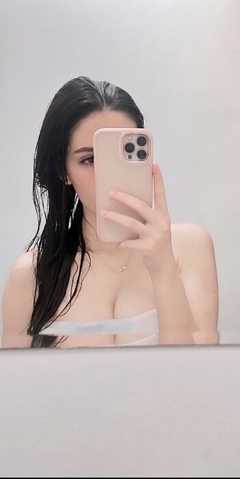 Full leaked Thinkvaleria private onlyfans photo