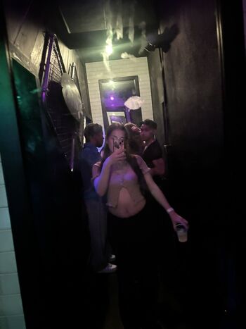 Full leaked Db/t/ private onlyfans photo