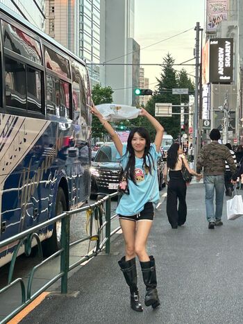 tiny.pretty.j