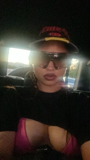 Tommy Genesis