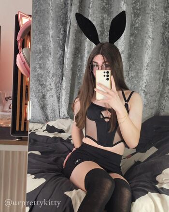 Full leaked Urprettykitty private onlyfans photo