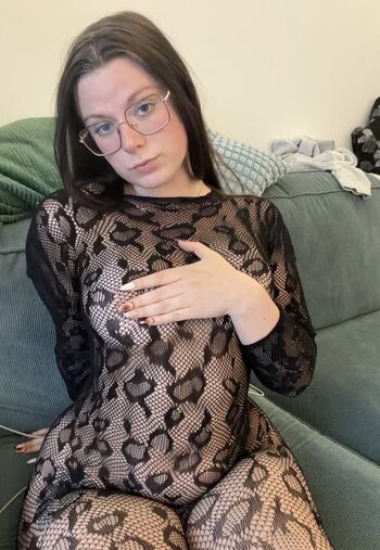 Full leaked Val dvlm page private onlyfans photo
