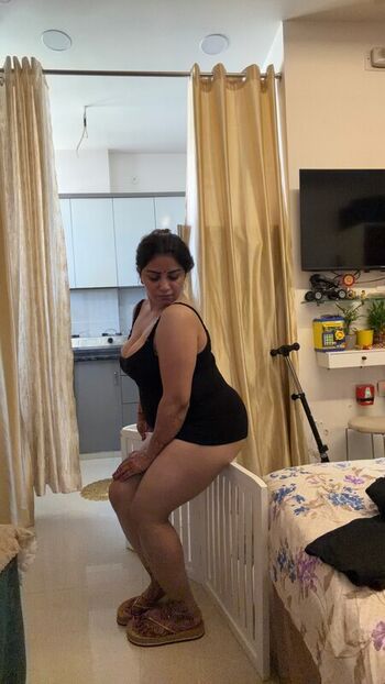 Full leaked Vandana pathak page private onlyfans photo
