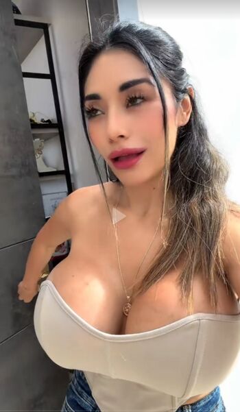 Full leaked Vane private onlyfans photo