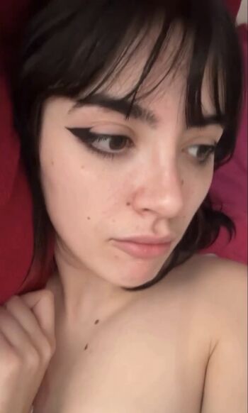 Full leaked Vaneeeer private onlyfans photo