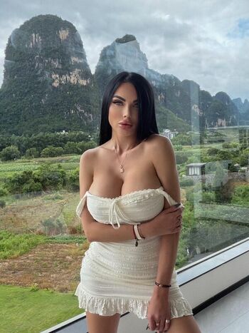 Full leaked Venami page private onlyfans photo