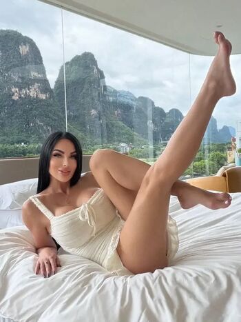Full leaked Venami page private onlyfans photo