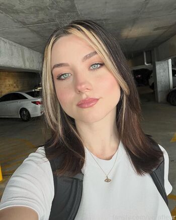 Full leaked Verafleur private onlyfans photo