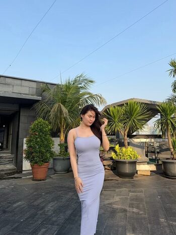 Full leaked Verllyaling page private onlyfans photo