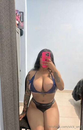 Full leaked Vickyonts private onlyfans photo