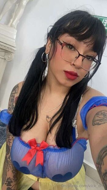 Full leaked Vickyonts private onlyfans photo