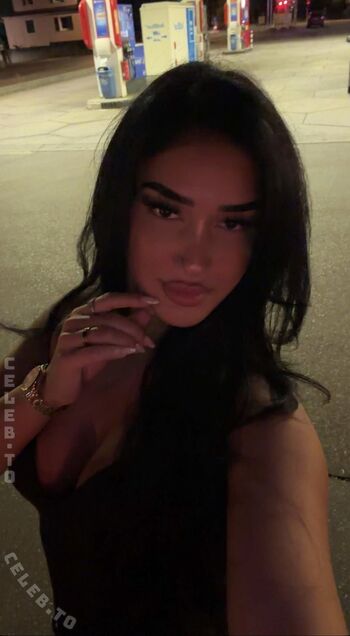 Full leaked Vinoschh page private onlyfans photo